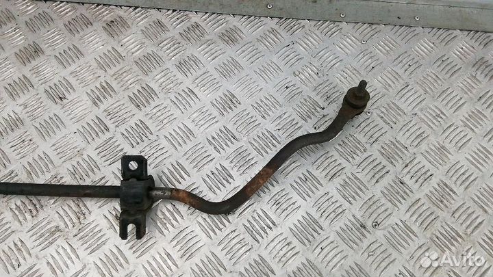 Стабилизатор задний Nissan Navara