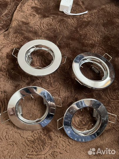 Светильник встраиваемый