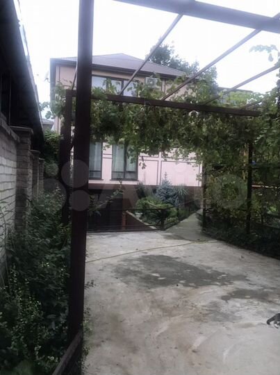 Дом 278 м² на участке 3 сот.