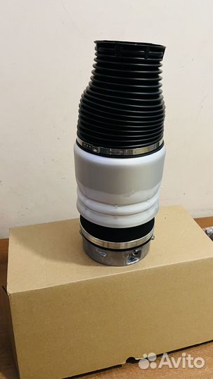 Передний пневмобаллон Audi Q7 1