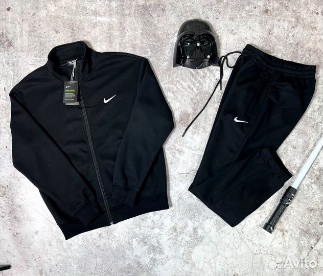 Спортивные костюмы Nike