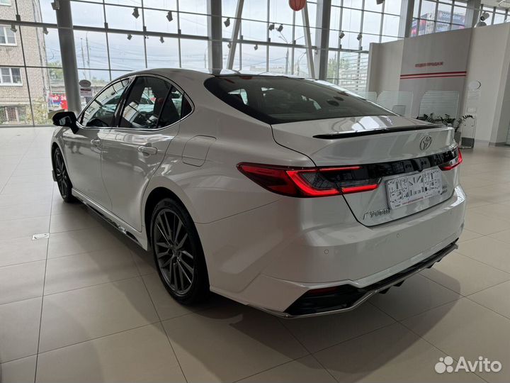 Toyota Camry 2.0 CVT, 2024