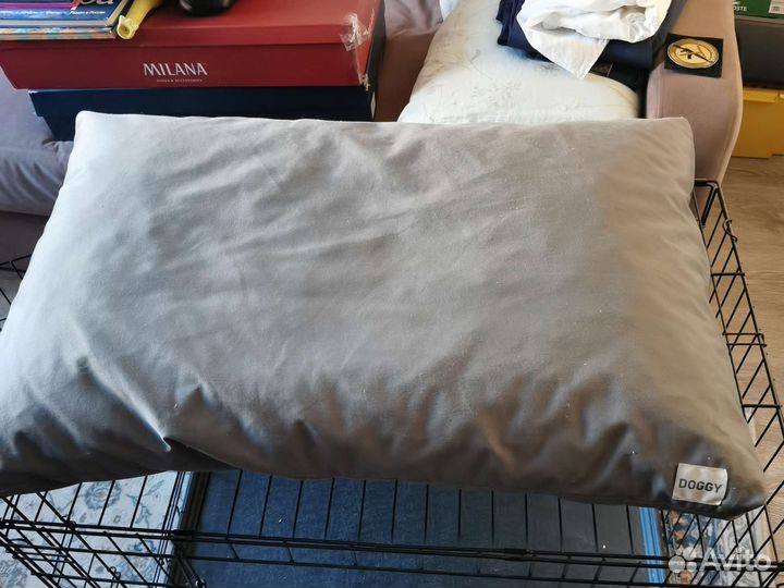 Клетка с подушкой для животного