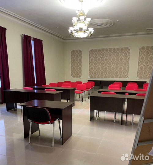 Почасовая аренда зала 80 м²