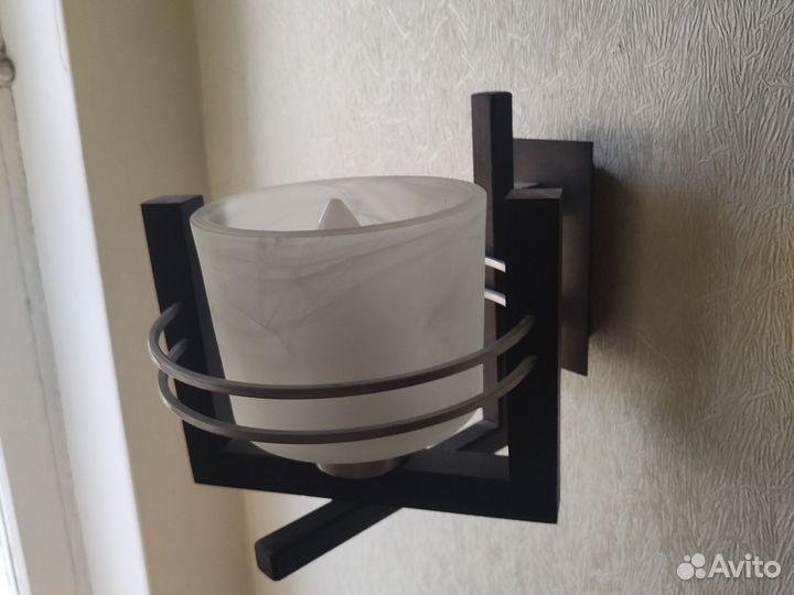 Светильник бра