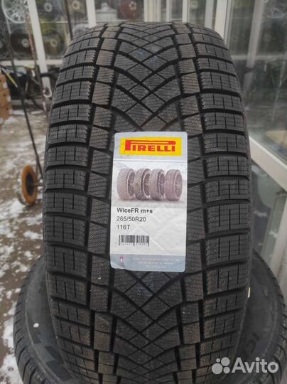 Pirelli Ice Zero FR 285/50 R20 116T