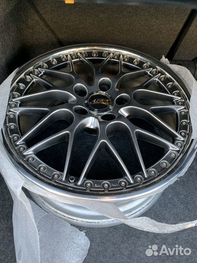 Разборные диски Enkei Aegis R18 с резиной Dunlop