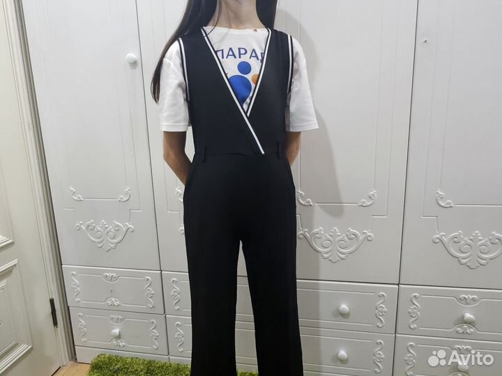 Комбинезон с жакетом для девочки