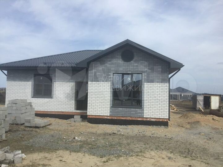 Дом 100 м² на участке 8 сот.