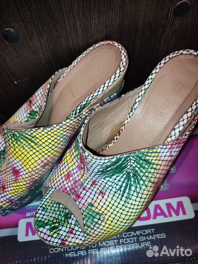 Кожаные сандали 37