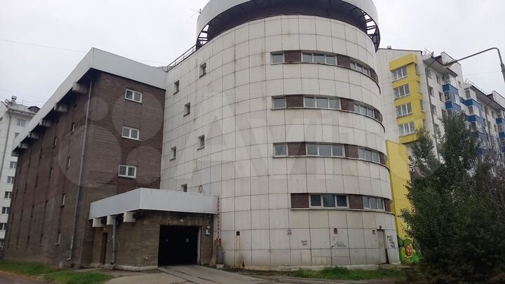 Машиноместо, 10 м²