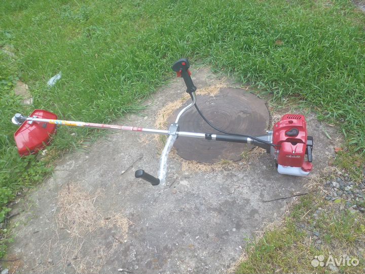 Продам бензотример и бензопилы