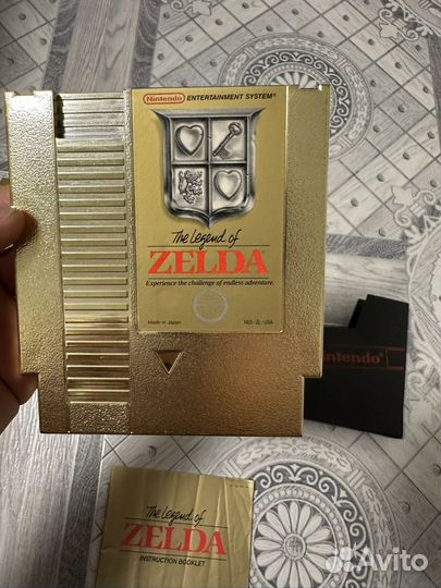 The legend of zelda gold NES