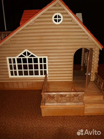 Игрушка домик