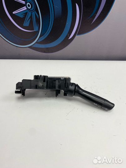 Подрулевой переключатель Toyota 84140-12590 правый