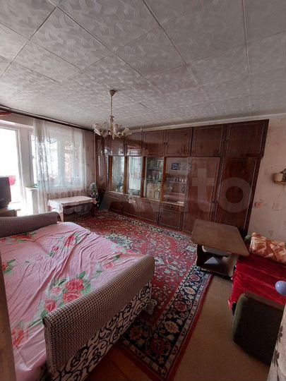 2-к. квартира, 52 м², 4/9 эт.