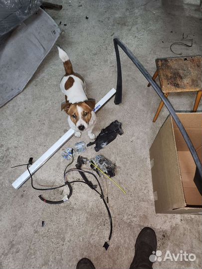 Ручка водительская наружняя на мерседес 202