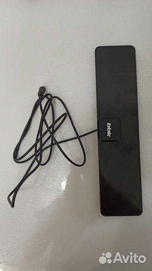 Телевизионная антенна BBK DA05, комнатная