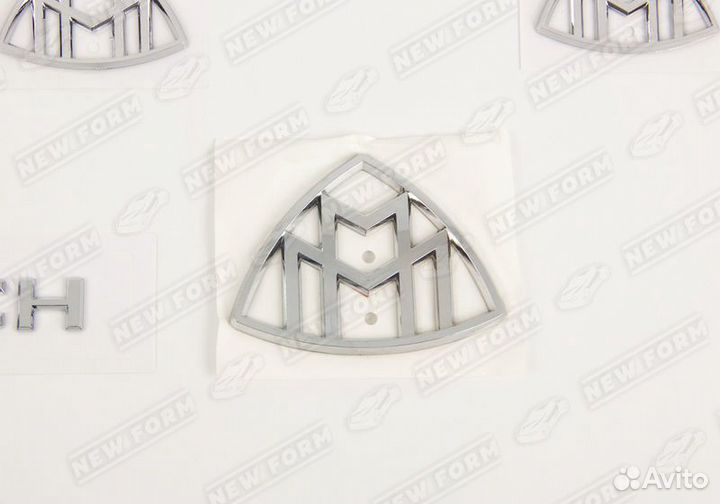 Эмблемы комплект Mercedes Maybach X222