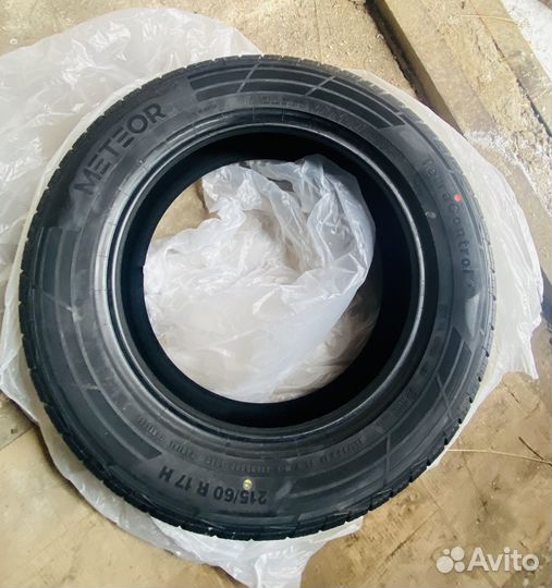 Meteor TerraControl 215/60 R17