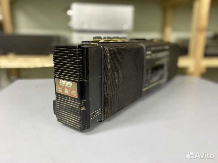 Кассетный магнитофон Вега