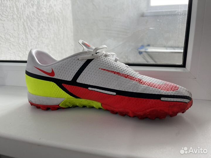 Шиповки nike phantom