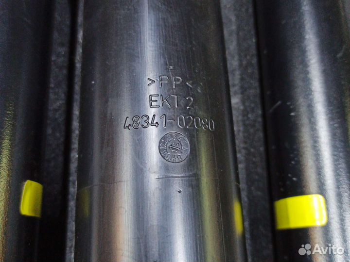 Задние амортизаторы Toyota Corolla 180