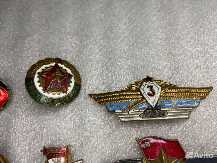 Тяжелые значки одним лотом СССР