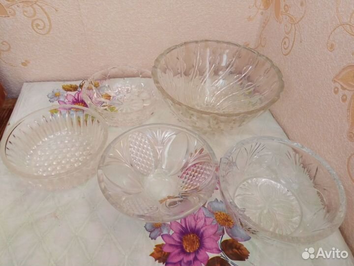 Салатники, конфетницы хрусталь, цветное стекло