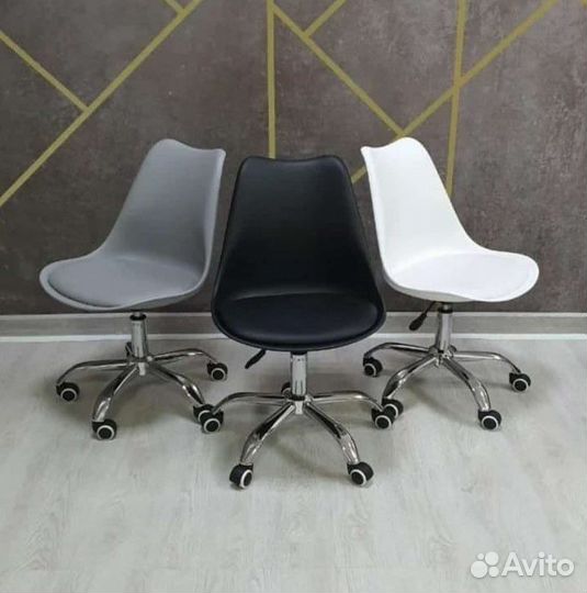 Компьютерное кресло новое