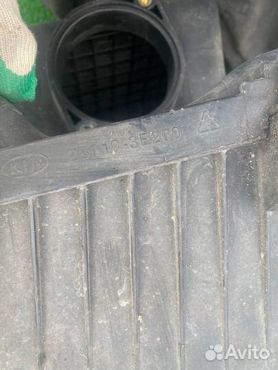 Корпус воздушного фильтра Kia Sorento 2.5 2005