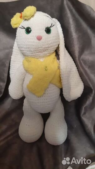 Вязаный плюшевый заяц игрушка ручной работы