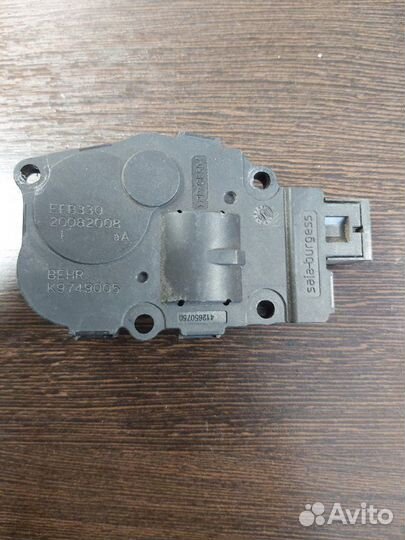 Моторчик заслонки печки Mercedes