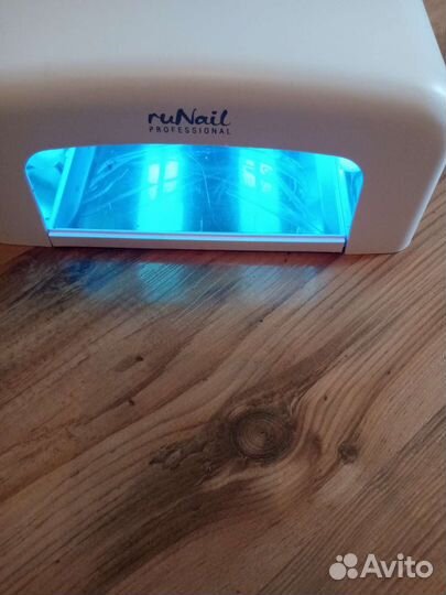 Лампа для сушки ногтей