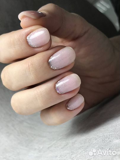 Маникюр и педикюр