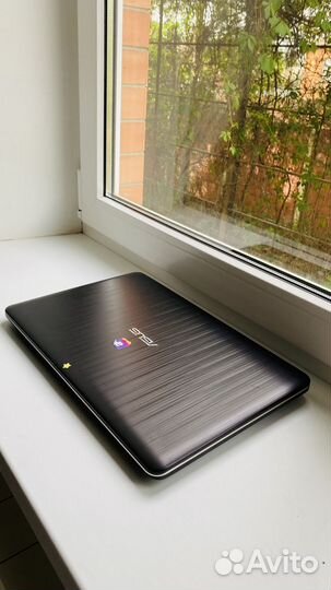 Ноутбук Asus