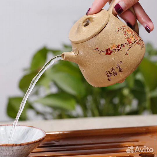 Чайник глиняный