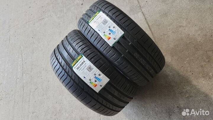 Westlake Zuper Eco Z-107 245/40 R18 и 265/35 R18 97W