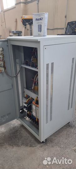 Продам автоматический стабилизатор напряжения