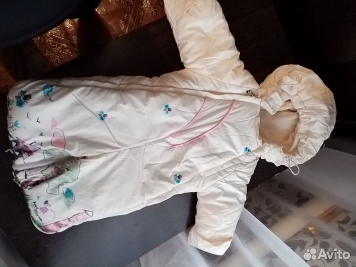 Зимний комбинезон для девочки