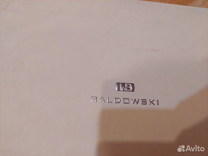 Сапоги зимние женские 36,40 размер(маломерят)новые