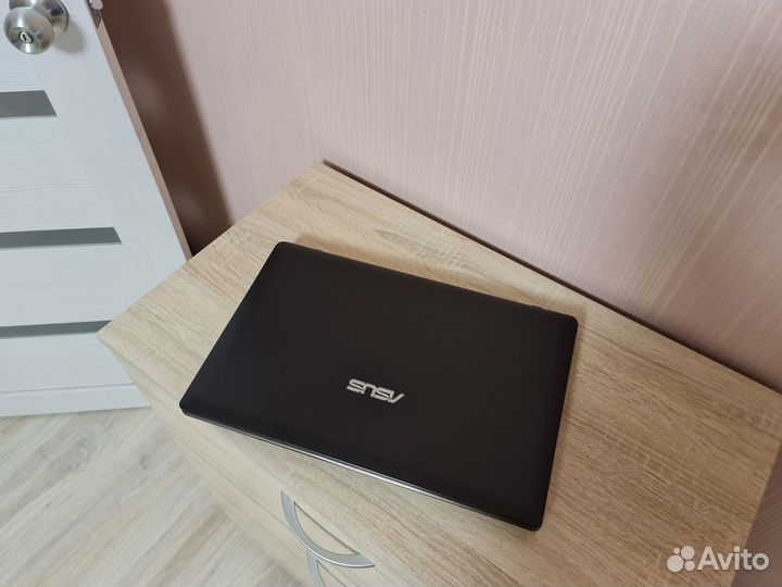 Шустрый Asus + GeForce 610M 2 gb