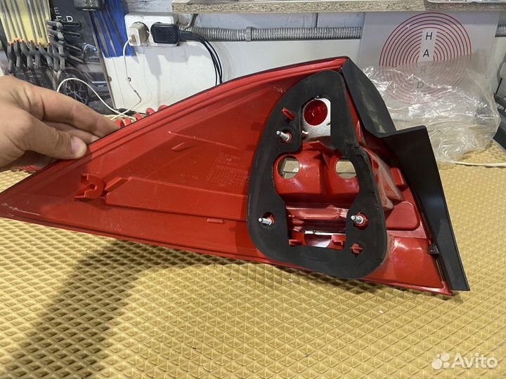 Фанарь правый Renault megane 2