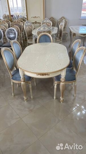 Столы и стулья новые