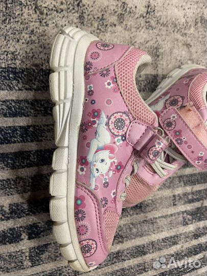 Кроссовки для девочки 27 размер 2 пары