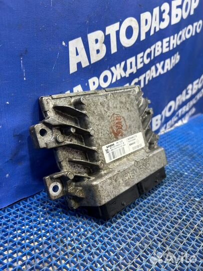 Блок управления двигателем Renault Logan седан K7J