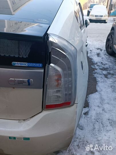 Задние фары prius 35