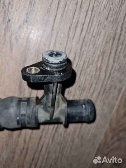 Патрубок с тройником Porsche Cayenne Turbo 955 M