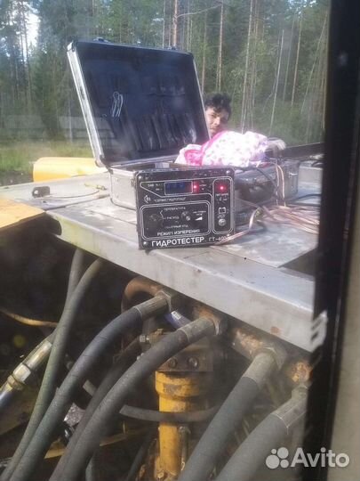 Колёсный экскаватор Твэкс ЕК-14, 2005