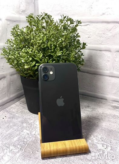 iPhone 11, 64 ГБ